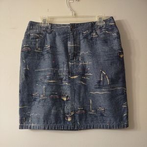 Liz Claiborne Boat Print Mini, Size 10P
